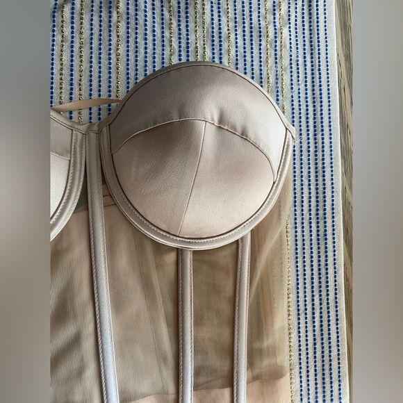 PERFECT CORSET NY  Satin Corset Beige Size Medium Lace Up Back Girdle NWT - Picture 5 of 13